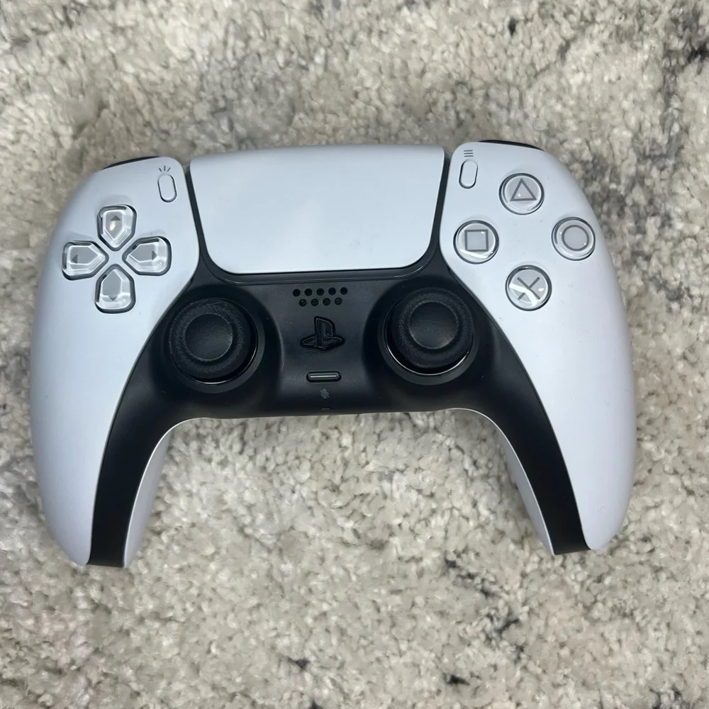 SOLD! Sony PS5 l New Condition Original Packaging 825GB - Picture 6 of 14